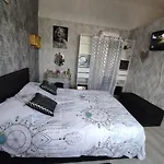 Le Cosy Occitan Chaleureuse Independante Baignoire Terrasse Jardin Holiday home *