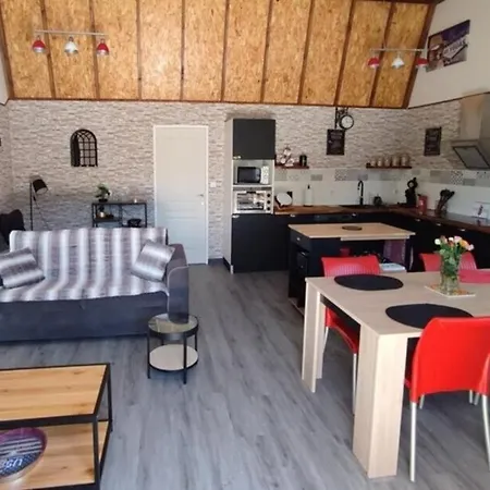 Le Cosy Occitan Chaleureuse Independante Baignoire Terrasse Jardin Vakantiehuis Carcassonne