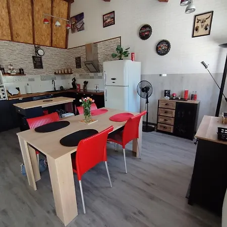 Σπίτι διακοπών Le Cosy Occitan Chaleureuse Independante Baignoire Terrasse Jardin *