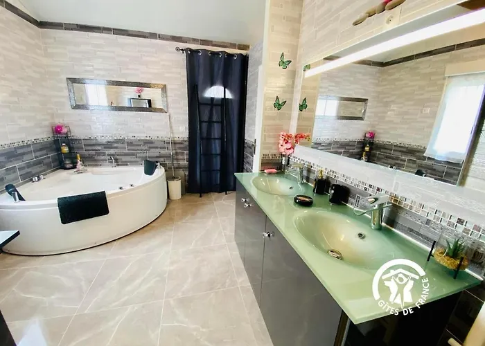 Le Cosy Occitan Chaleureuse Independante Baignoire Terrasse Jardin Prázdninový dům Carcassonne