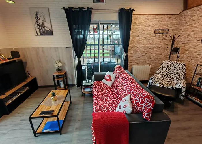 Le Cosy Occitan Chaleureuse Independante Baignoire Terrasse Jardin Carcassonne