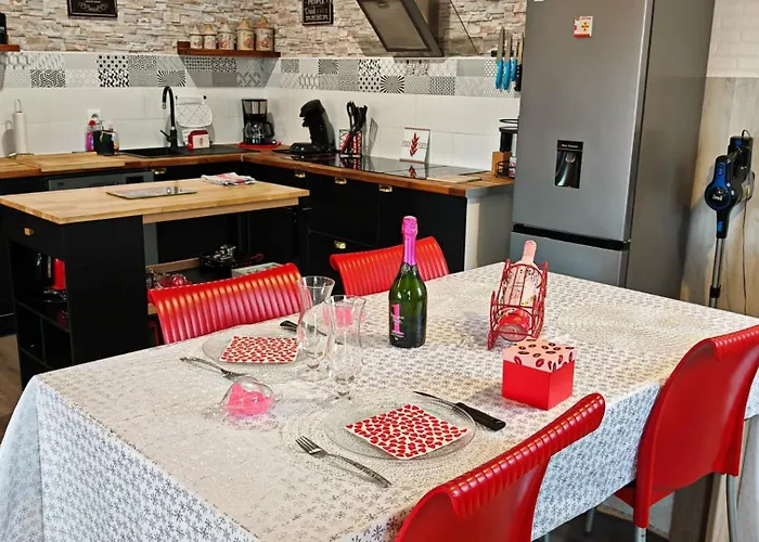 Semesterbostad Le Cosy Occitan Chaleureuse Independante Baignoire Terrasse Jardin